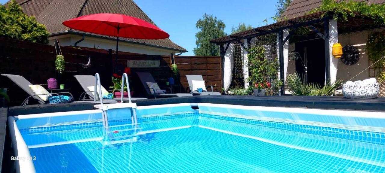 Les Epinettes Chambres D'Hotes Crevecoeur-le-Grand ภายนอก รูปภาพ