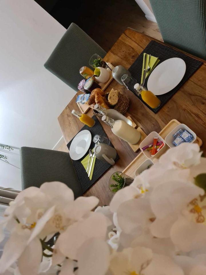 Les Epinettes Chambres D'Hotes Crevecoeur-le-Grand ภายนอก รูปภาพ